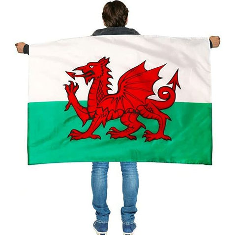 Wales Cape Flag | Baner Cymru i'w gwisgo