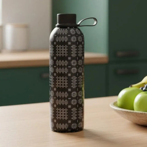 Tapestry Insullated Water Bottle (Black & Grey)|Potel Ddwr Cynllun Carthen (Du a Llwyd)