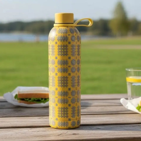 Tapestry Insullated Water Bottle (Mustard & Grey)|Potel Ddwr Cynllun Carthen (Mwstard a Llwyd)