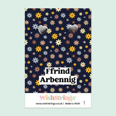 Ffrind Arbennig Heart Earrings|Clustdlysau Calon Ffrind Arbennig
