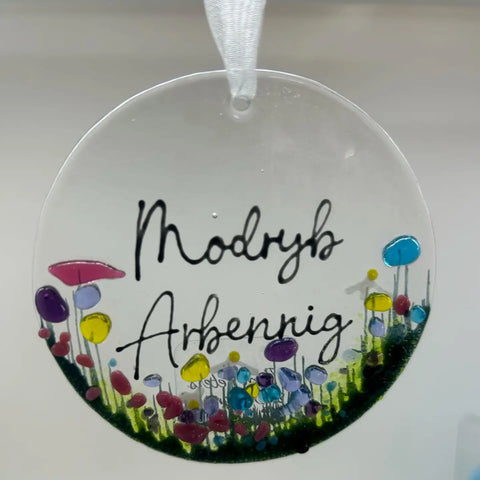 Modryb Arbennig - Hanging Decoration | Addurn Modryb Arbennig