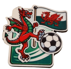 Wales Football Red Dragon Magnet|Magned Draig Goch Pel-droed