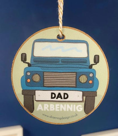 Dad Arbennig Hanger|Addurn Dad Arbennig