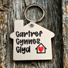 Cartref Cynnes Clyd (Keyring)|Cartref Cynnes Clyd (Cylch Allweddi)