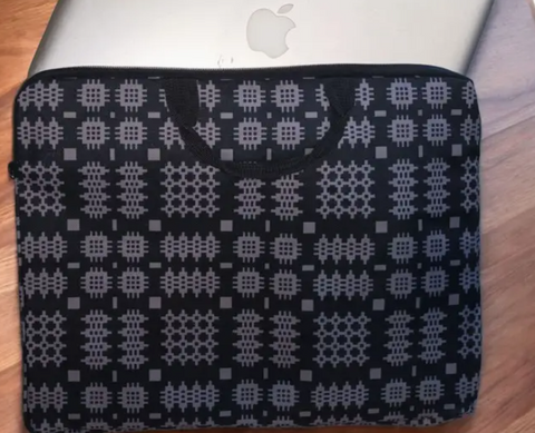 Black Design Laptop Carry Case|Bag Gliniadur (Du)