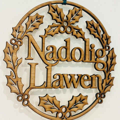 Nadolig Llawen Wooden Welsh Christmas Wreath|Nadolig Llawen Pren
