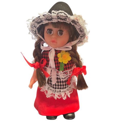 Anwen Welsh Doll|Anwen y Ddol Gymreig