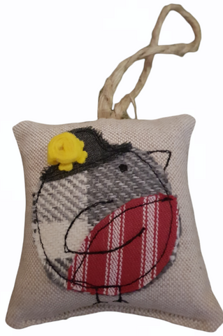 Robin Hanger|Addurn Robin Goch