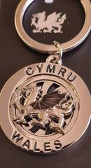 Cymru/Wales Spinning Dragon Keyring|Cylch Allwedd Cymru/Wales