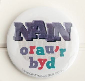 Nain Orau'r Byd Badge|Bathodyn Nain Orau'r Byd