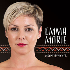 Emma Marie, O Dan yr Wyneb